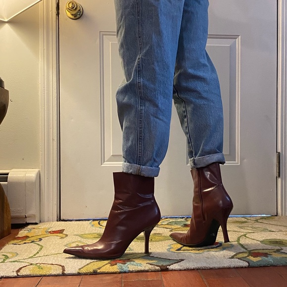 Wine red Y2K Nine West bootie - Picture 3 of 5